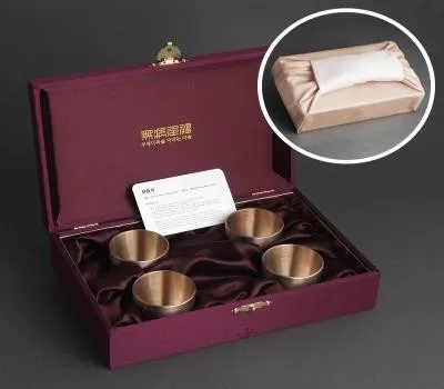 결혼식 기념품 맞춤 제작으로 웨딩 프리미엄 이미지 구축